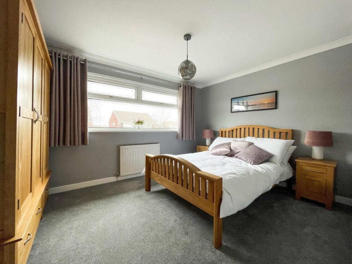 Well Situated, Cosy 2 Bed House West Kirby Exterior foto