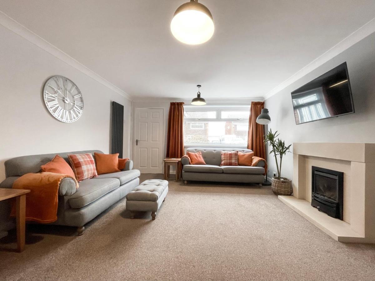 Well Situated, Cosy 2 Bed House West Kirby Exterior foto